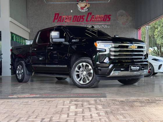 CHEVROLET SILVERADO 5.3 V8 GASOLINA 1500 HIGH COUNTRY 4X4 AUTOMÁTICO CHEVROLET SILVERADO 5.3 V8 GASOLINA 1500 HIGH COUNTRY 4X4 AUTOMÁTICO